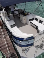 Pontón Privado en San Andrés: Navega y Vive la Magia del Mar Caribe - Imagen 5