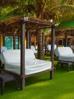 Pasadía en Luxury Beach Club – Exclusividad y Relax en Islas del Rosario - Imagen 19