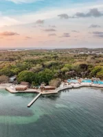 Pasadía en el Hotel Isla del Encanto – Tu Refugio Exclusivo en Barú - Imagen 3