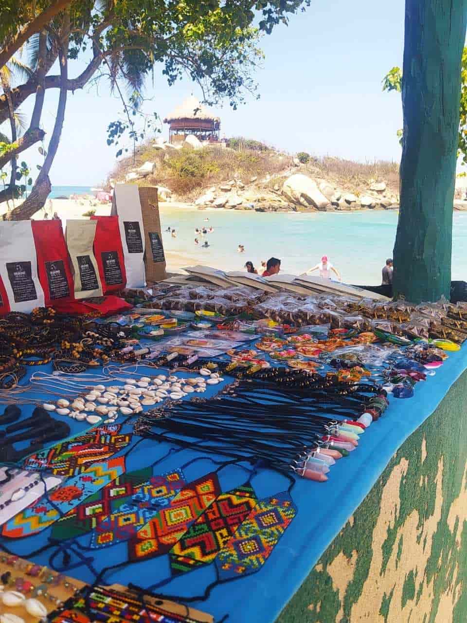 Artesanía en Playa Tayrona