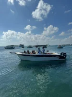 Lancha para 9 personas en San Andrés - Imagen 4